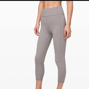 Lululemon in movement crop leggings 23” inseam